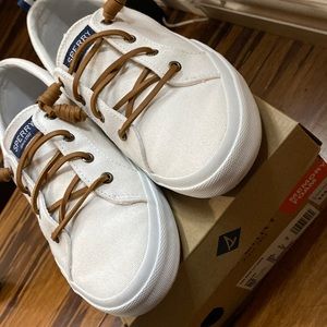 Sperry Sneakers